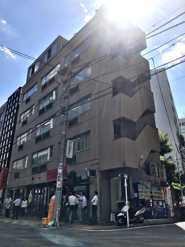 日原ビルの外観Front