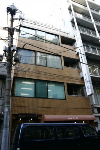 内外ビルの外観Front