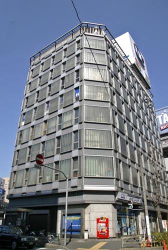 新橋駅前ビル2号館の外観Front