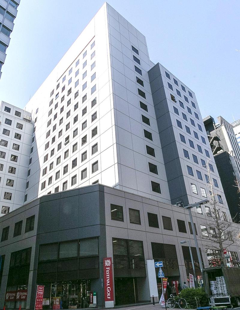 新宿サンエービルの外観Front
