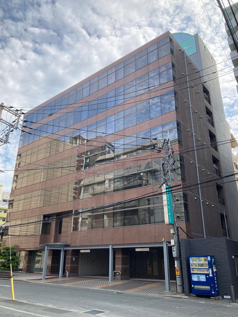 フェイズイン博多ビルの外観Front