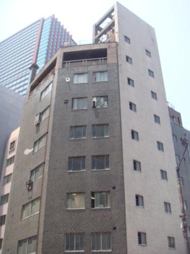 CROSS MITAの外観Front