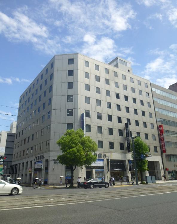 セントラルビルの外観Front