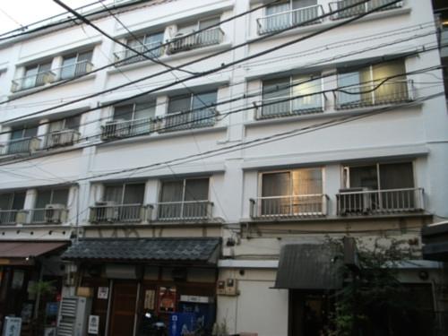アパルトマンイトウの外観Front