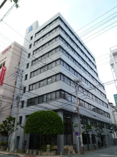 ジブラルタ生命沖縄那覇ビルの外観Front