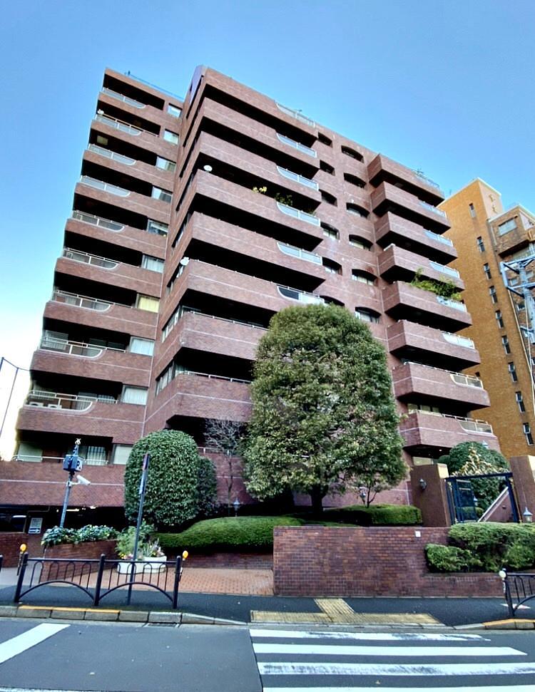 パレロワイヤル永田町の外観Front